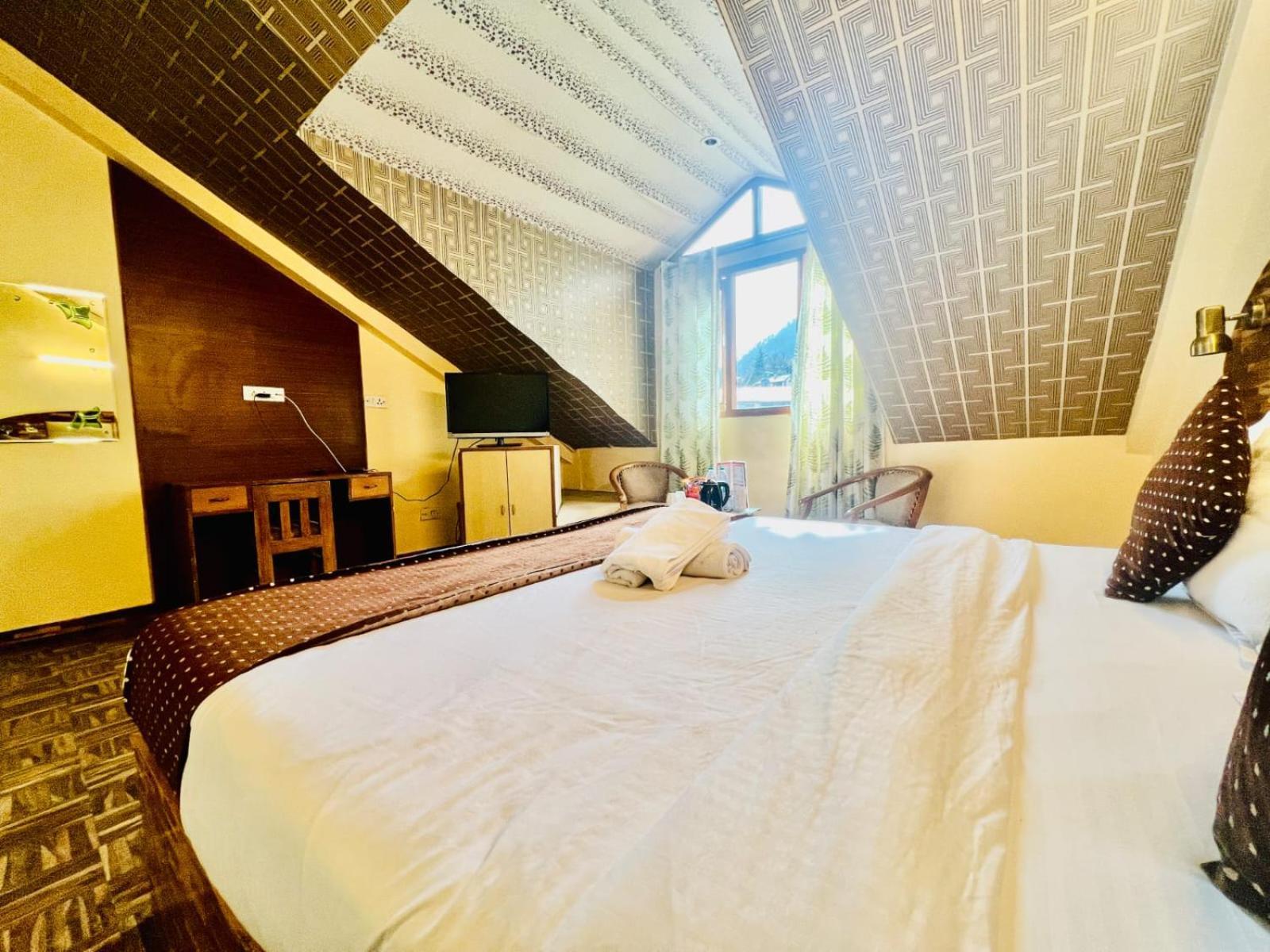 Hotel Kalinga Grand - Luxury Comfort !! Travellers Delight !! Budget Friendly !! Prime Location !! Guest Favourite Manāli Exterior foto