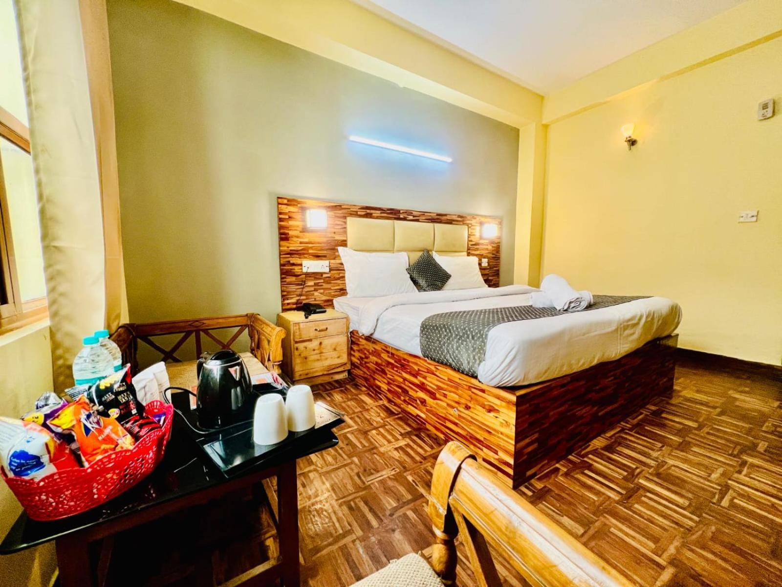 Hotel Kalinga Grand - Luxury Comfort !! Travellers Delight !! Budget Friendly !! Prime Location !! Guest Favourite Manāli Exterior foto